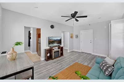 323 W 4th Street #211, Long Beach, CA 90802 - Photo 11