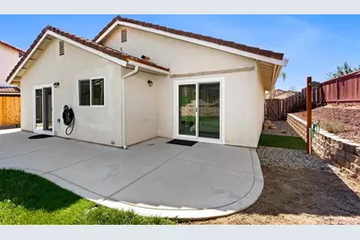 2414 Heatherwood Court, Escondido, CA 92026 - Photo 23