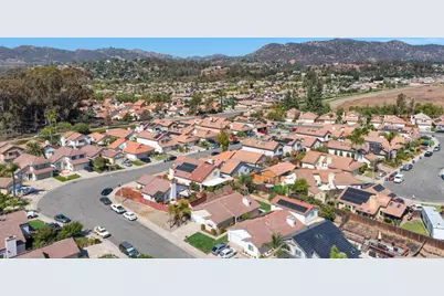 2414 Heatherwood Court, Escondido, CA 92026 - Photo 35
