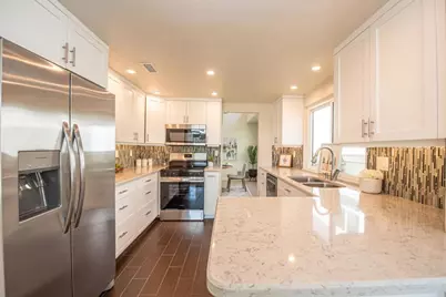1431 Alga Court, Vista, CA 92081 - Photo 13