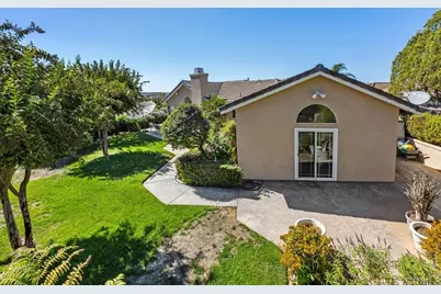 2286 Crest Hill Lane, Fallbrook, CA 92028 - Photo 31