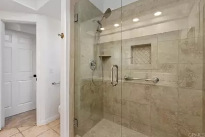 2286 Crest Hill Lane, Fallbrook, CA 92028 - Photo 17