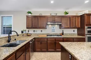 1003 Vista Pointe Blvd, Oceanside, CA 92057 - Photo 7
