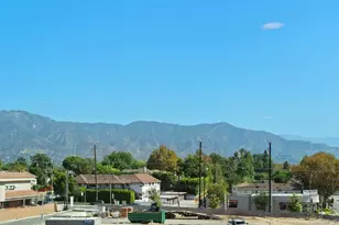 105 Kimberwick Ct, Burbank, CA 91506 - Photo 27