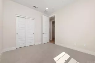 105 Kimberwick Ct, Burbank, CA 91506 - Photo 21