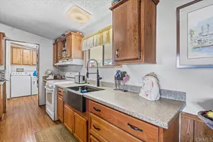 1525 W Oakland Ave, Hemet, CA 92543 - Photo 13