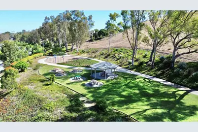 1724 Avenida De Suenos, Oceanside, CA 92056 - Photo 27