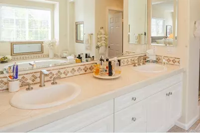 605 Saltgrass Avenue, Carlsbad, CA 92011 - Photo 17