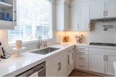 605 Saltgrass Avenue, Carlsbad, CA 92011 - Photo 5