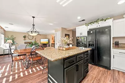 316 Spring Canyon Way, Oceanside, CA 92057 - Photo 13