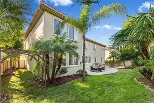 6584 Coneflower Dr, Carlsbad, CA 92011 - Photo 43