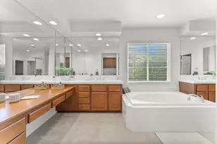 6584 Coneflower Dr, Carlsbad, CA 92011 - Photo 27