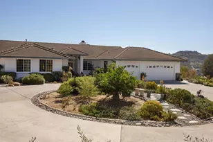 31255 Via Mariposa Ct, Bonsall, CA 92003 - Photo 5