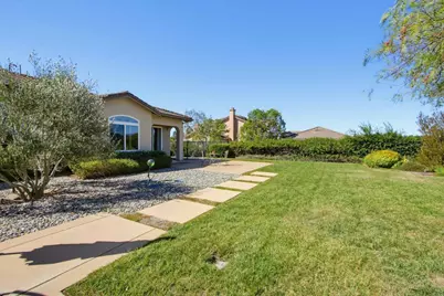 1645 Loch Ness Drive, Fallbrook, CA 92028 - Photo 45