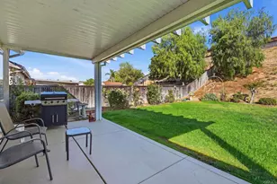 33012 Regina Dr, Temecula, CA 92592 - Photo 25