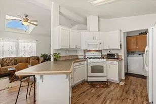 176 Flicker Ln, Oceanside, CA 92057 - Photo 7