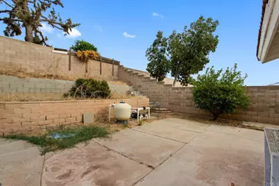 2905 Indian Canyon Court, Highland, CA 92346 - Photo 17