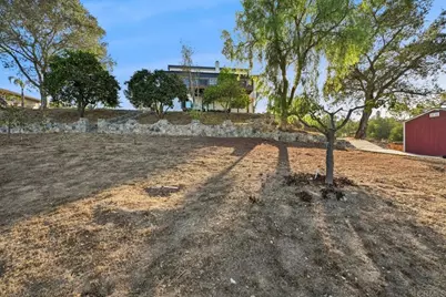 335 Morro Hills Road, Fallbrook, CA 92028 - Photo 31