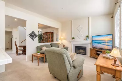 621 Paseo Rio, Vista, CA 92081 - Photo 7