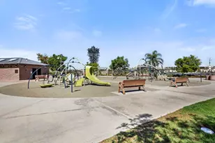 1721 Santa Carolina Ave, Chula Vista, CA 91913 - Photo 41