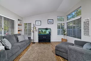 39593 Willowbend Dr, Murrieta, CA 92563 - Photo 5