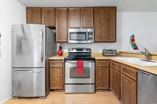 7508 Parkway Dr, La Mesa, CA 91942 - Photo 9