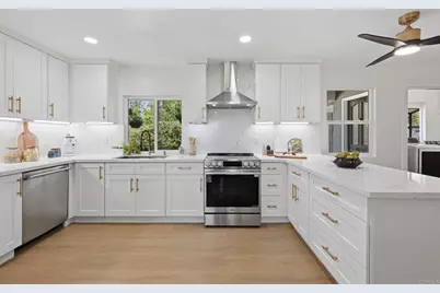5625 Lake Vista Drive, Bonsall, CA 92003 - Photo 9