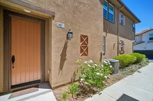 2487 Ascending Oaks Ln, Simi Valley, CA 93063 - Photo 3