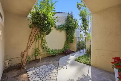 4 Windwood, Irvine, CA 92604 - Photo 3