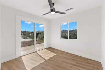 10236 Lake Meadow Lane, Escondido, CA 92026 - Photo 25