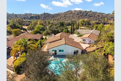 10236 Lake Meadow Lane, Escondido, CA 92026 - Photo 39