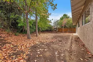 4795 Robbins St, San Diego, CA 92122 - Photo 31