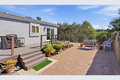 2326 Azure Lane, Vista, CA 92081 - Photo 21