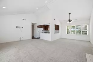 17458 Plaza Animado, San Diego, CA 92128 - Photo 9