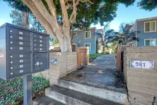 981 N Vulcan Ave, Encinitas, CA 92024 - Photo 29