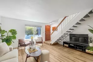 981 N Vulcan Ave, Encinitas, CA 92024 - Photo 3