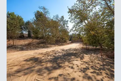 577 Sleeping Indian Rd, Oceanside, CA 92057 - Photo 51