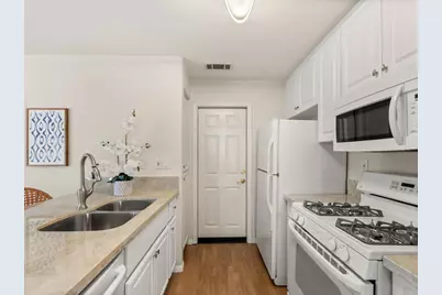 5572 Foxtail Loop, Carlsbad, CA 92010 - Photo 11