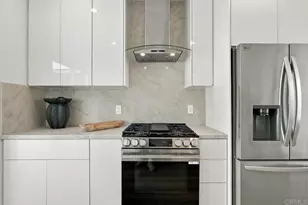 974 Sapphire St, San Diego, CA 92109 - Photo 25