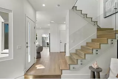 974 Sapphire Street, San Diego, CA 92109 - Photo 11
