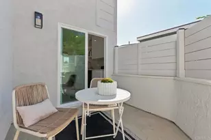 974 Sapphire St, San Diego, CA 92109 - Photo 29
