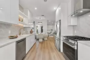 978 Sapphire St, San Diego, CA 92109 - Photo 23