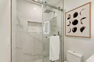 978 Sapphire St, San Diego, CA 92109 - Photo 47