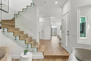 978 Sapphire St, San Diego, CA 92109 - Photo 11
