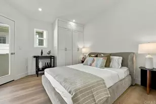 978 Sapphire St, San Diego, CA 92109 - Photo 31