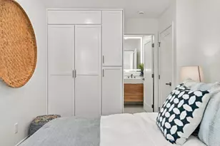978 Sapphire St, San Diego, CA 92109 - Photo 41