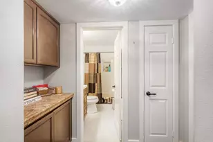 8559 Circle R Valley Ln, Escondido, CA 92026 - Photo 13