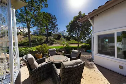 4878 Galicia Way, Oceanside, CA 92056 - Photo 7