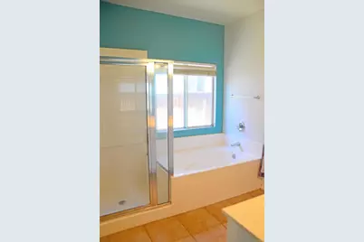11728 Trailwood Street, Victorville, CA 92392 - Photo 19