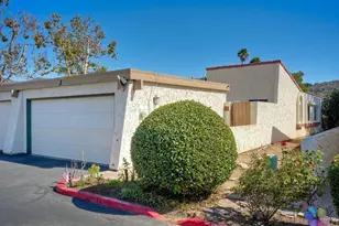 2855 Wanek Rd - J, Escondido, CA 92027 - Photo 3